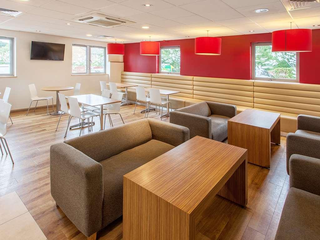 Travelodge Bracknell Central Nhà hàng bức ảnh