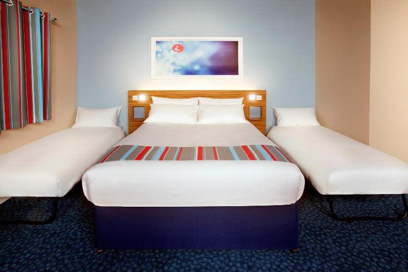 Travelodge Bracknell Central Ngoại thất bức ảnh