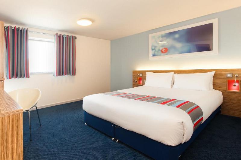 Travelodge Bracknell Central Ngoại thất bức ảnh